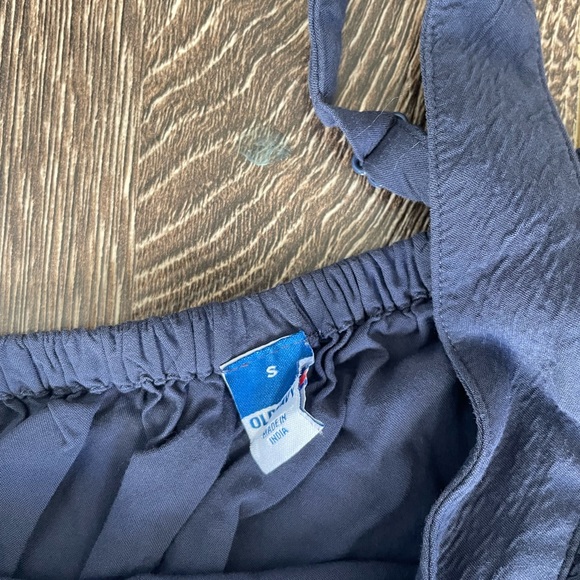 Old Navy One Shoulder Top - Picture 3 of 3